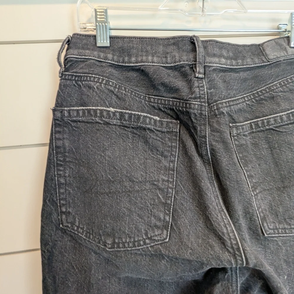 American Eagle 90s Boyfriend Jeans Washed Black Size 8